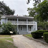 Old City Park - Worth Hotel