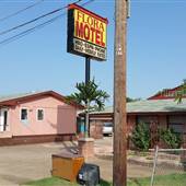 Flora Motel (still open)