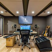 TJ Callaway Studio