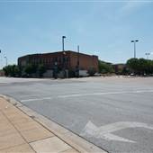 Commerce & Cesar - Downtown