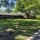Ranch Style Homes Neighborhood