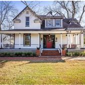 1899 Victorian Home North of Dallas
