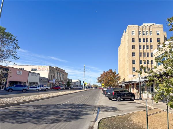Jefferson Street, Oak Cliff (5/9/2025)