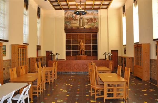 Fair Park - Hall of State - W. Tx. room/Library from door of E. Tx. Room (3/18/2014 - Credits: Jan Thomas)
