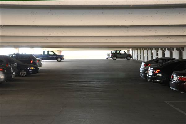 8787 N. Stemmons Off Bldg - Parking Garage
