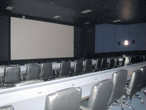 Studio Movie Grill - Dallas Royal