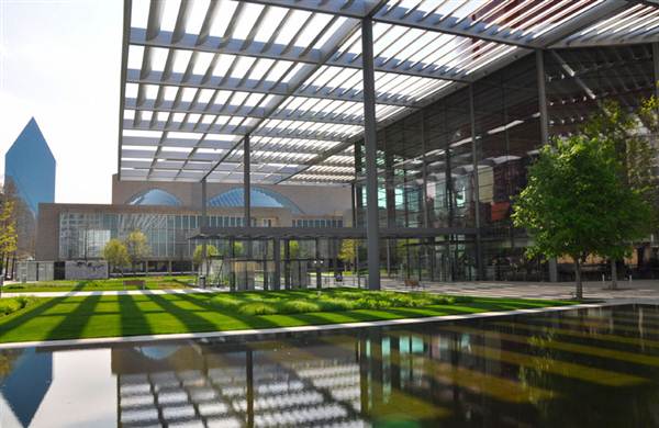 Winspear Opera House - Exterior (3/28/2011 - Credits: Jan Thomas)