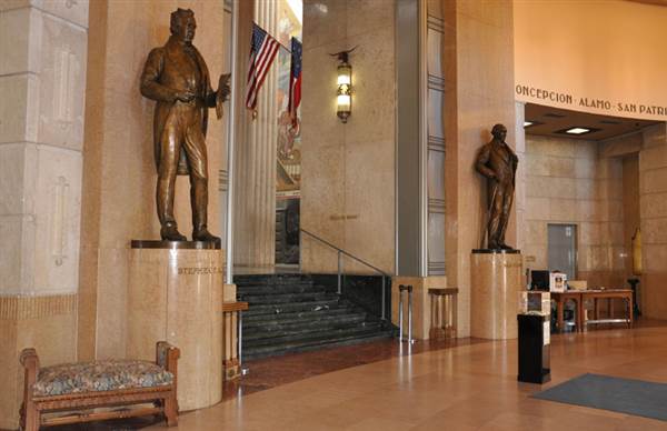 Fair Park - Hall of State - Hall of Heroes, Entrance to Great Hall (3/18/2014 - Credits: Jan Thomas)