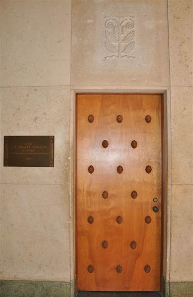 Fair Park - Hall of State - E. Tx. room, decorated door (3/18/2014 - Credits: Jan Thomas)