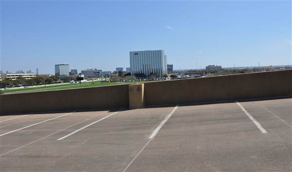 8787 N. Stemmons Off Bldg - Parking Garage