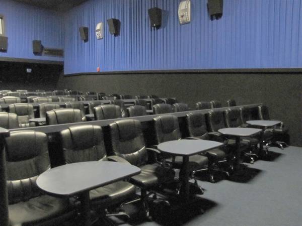 Studio Movie Grill - Dallas Royal