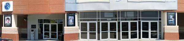 Studio Movie Grill - Dallas Royal