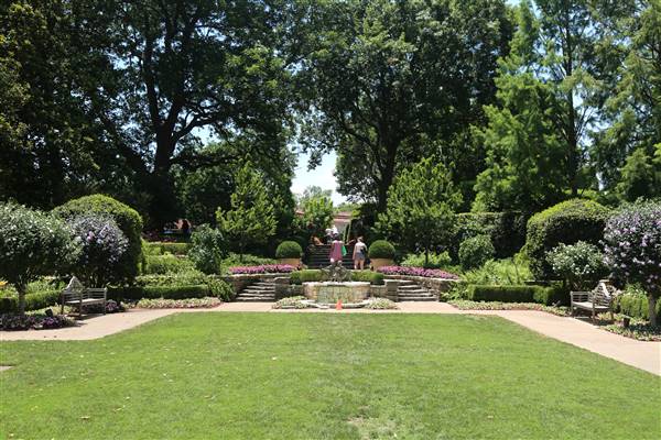 Dallas Arboretum & Botanical (7/15/2016)